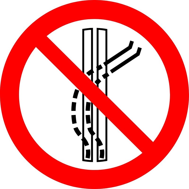 Interdit de quitter la voie de remorquage