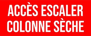 Accès escalier colonne sèche